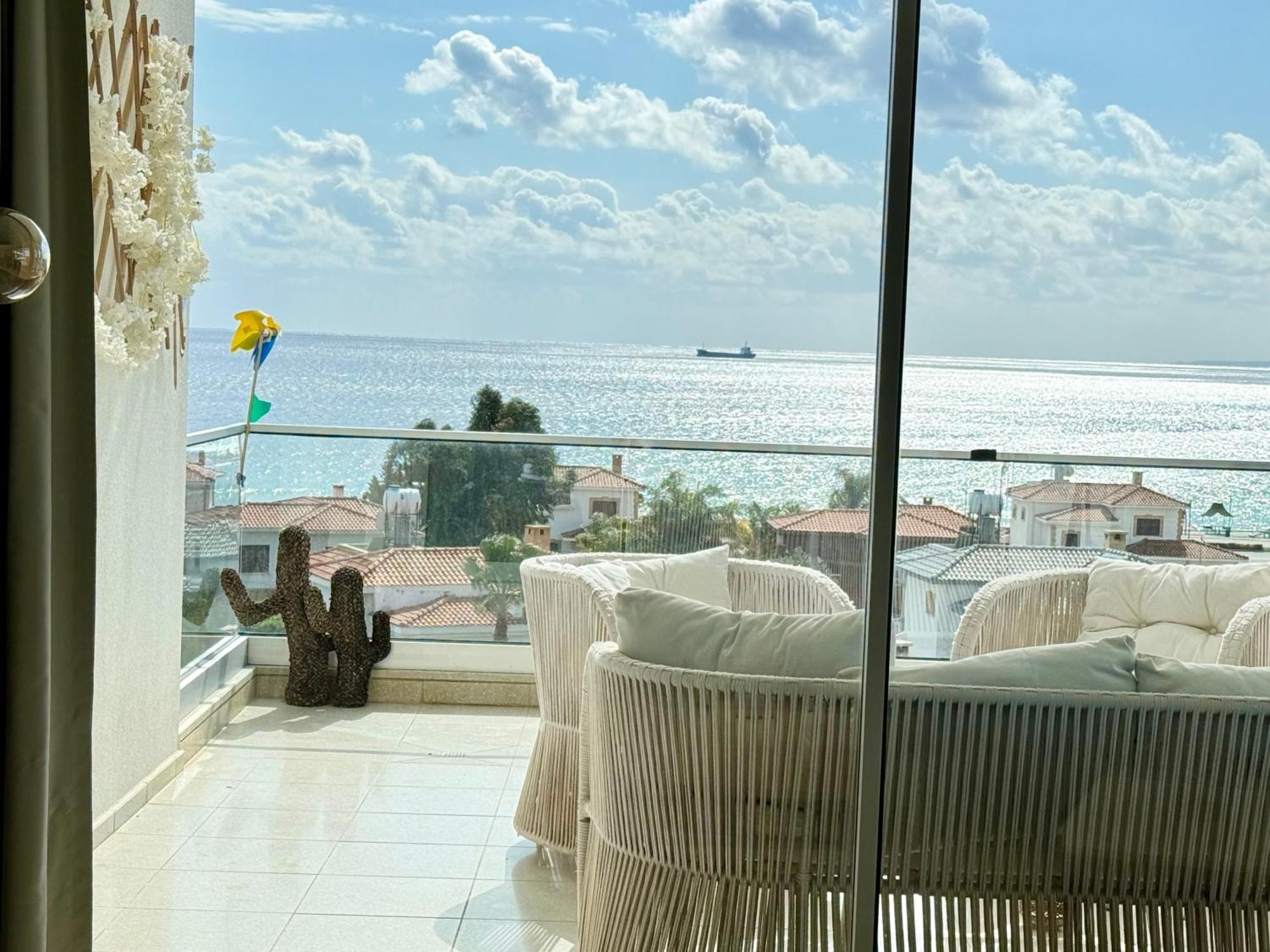Sea View Suites By The Coast Ammókhostos Eksteriør bilde