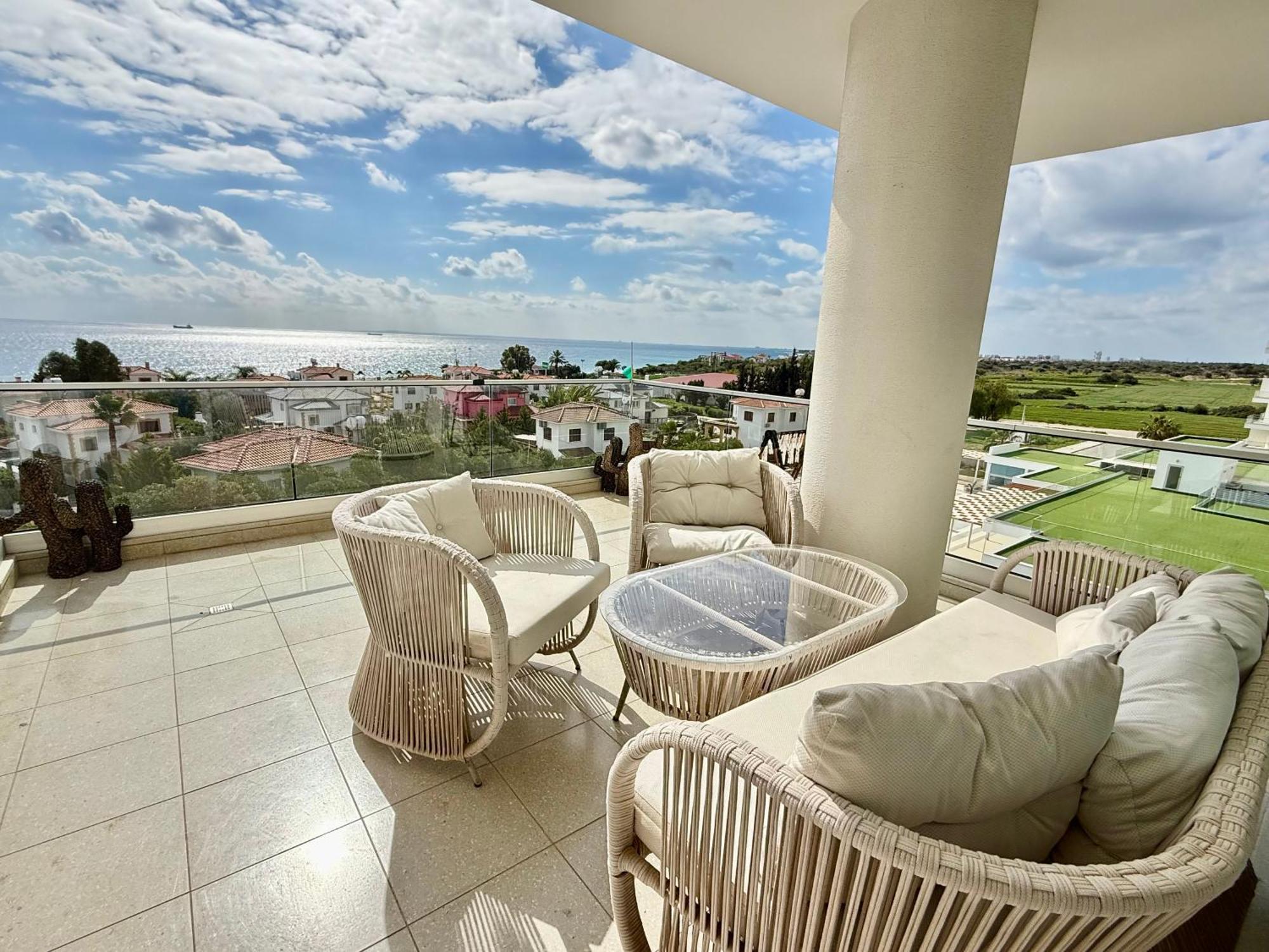 Sea View Suites By The Coast Ammókhostos Eksteriør bilde